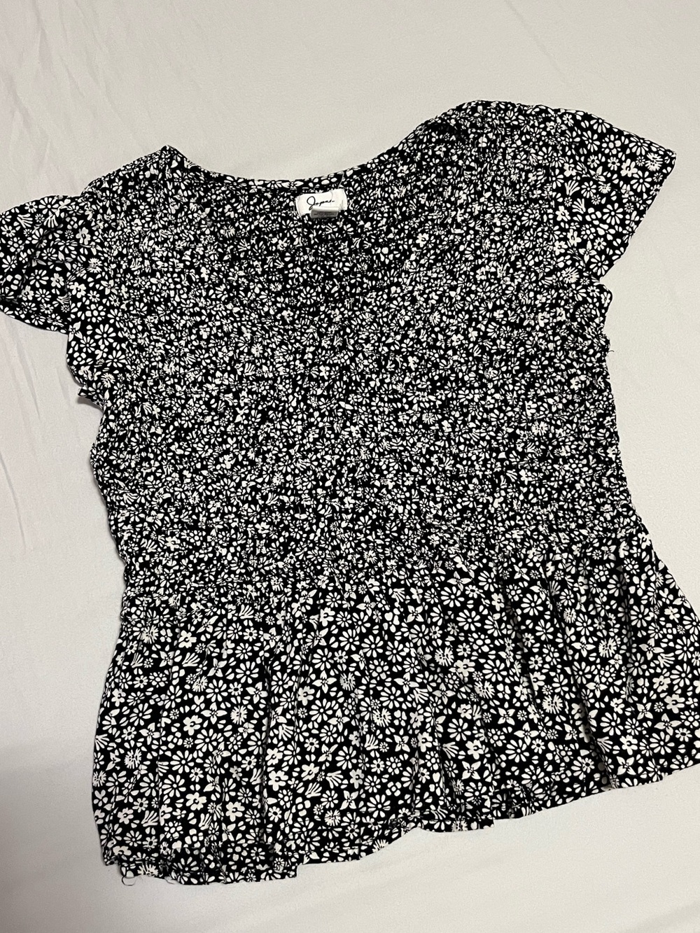 Marshalls Black and White Floral Short Sleeve Smocked Peplum Top
